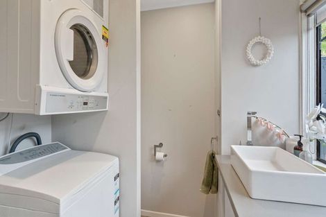 Photo of property in 37b Simpson Road, Papamoa Beach, Papamoa, 3118