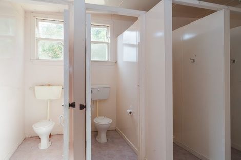 Photo of property in 16 Greenwich Street, Waihola, Milton, 9073