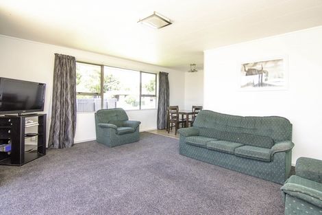 Photo of property in 51 Acacia Street, Kelvin Grove, Palmerston North, 4414