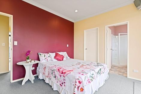 Photo of property in 191 Oakura Road, Oakura, Hikurangi, 0184