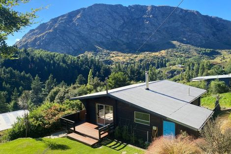 Photo of property in 26 Mcchesney Road, Arthurs Point, Queenstown, 9371