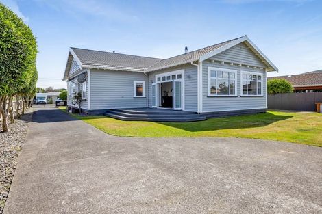 Photo of property in 21 Maire Street, Hawera, 4610