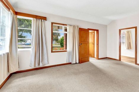 Photo of property in 49 Caius Avenue, Gonville, Whanganui, 4501