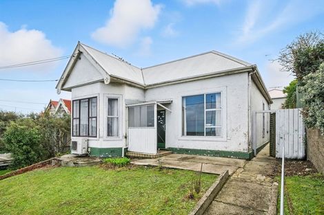 Photo of property in 44 South Road, The Glen, Dunedin, 9011