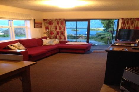 Photo of property in 23 Koe Street, Moana, 7872