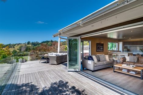 Photo of property in 304 Hill Road, Eskdale, Napier, 4182