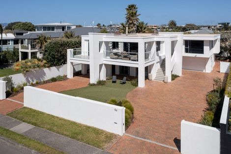 Photo of property in 94 Marine Parade, Mount Maunganui, 3116