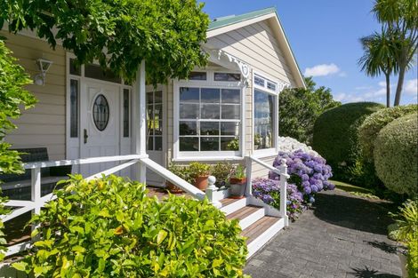 Photo of property in 70 Shepherd Road, Waipahihi, Taupo, 3330