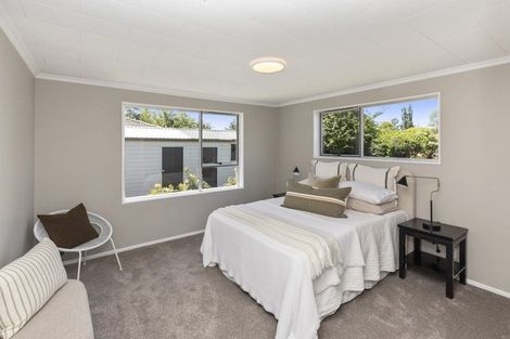 Photo of property in 17 Banks Place, Rangiora, 7400