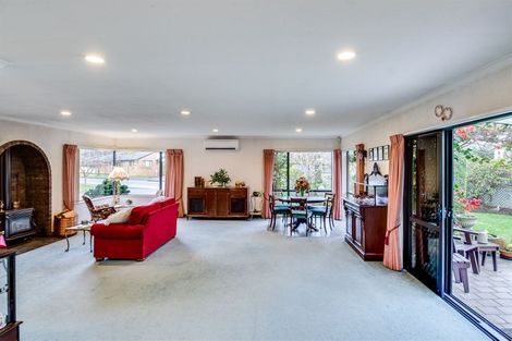 Photo of property in 1 Sloane Place, Taradale, Napier, 4112