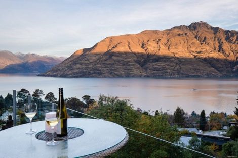 Photo of property in 3/70 Dart Place, Fernhill, Queenstown, 9300