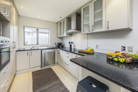 Photo of property in 9a Nogat Avenue, Papatoetoe, Auckland, 2024