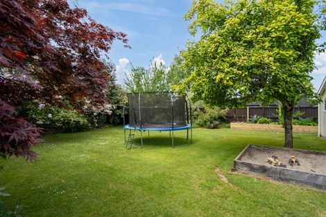 Photo of property in 6 Donald Lane, Cambridge, 3434