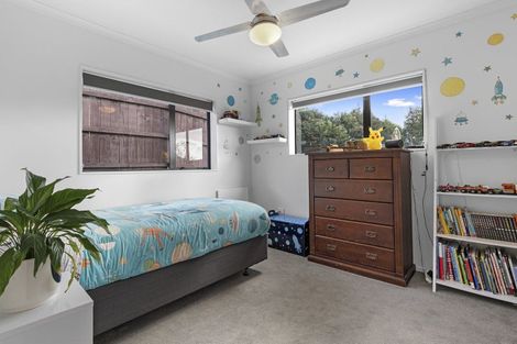 Photo of property in 35 Galloway Crescent, Pyes Pa, Tauranga, 3112