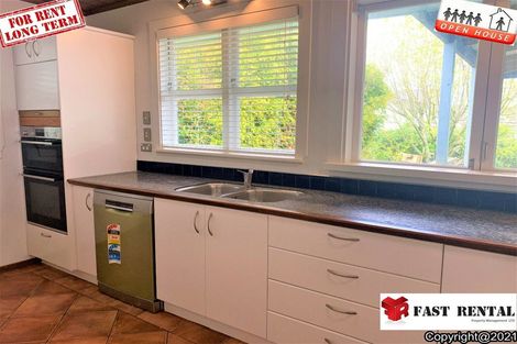 Photo of property in 83 Red Beach Road, Red Beach, 0932