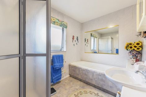 Photo of property in 19 Stead Crescent, Stoke, Nelson, 7011