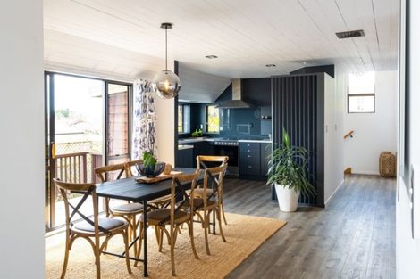 Photo of property in 26 Durham Drive, Havelock North, 4130