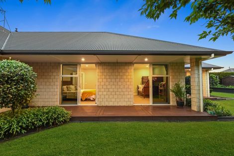 Photo of property in 8 Connor Court, Huntington, Hamilton, 3210