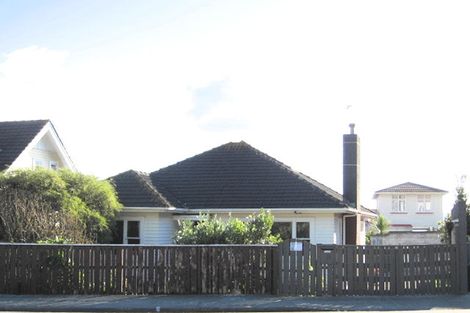 Photo of property in 88 Muritai Road, Eastbourne, Lower Hutt, 5013