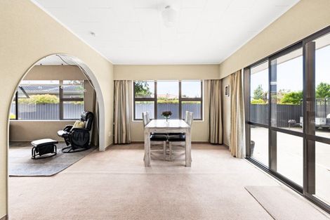 Photo of property in 34 Hammond Road, Taradale, Napier, 4112