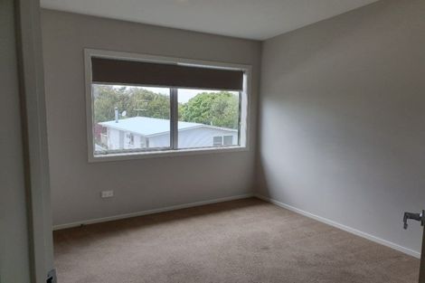 Photo of property in 34a Divich Avenue, Te Atatu South, Auckland, 0610