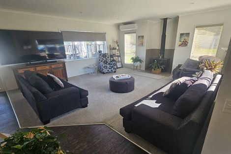 Photo of property in 340 Cook Drive, Whitianga, 3510