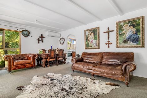 Photo of property in 146a Parkhurst Road, Parakai, 0830