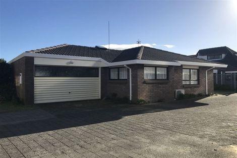 Photo of property in 8 Terrace Avenue, Mount Maunganui, 3116