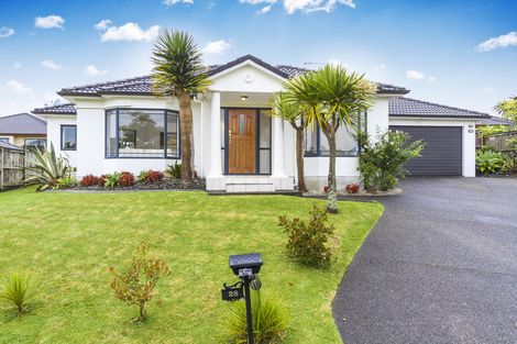 Photo of property in 28 Carnelian Court, Westgate, Auckland, 0614