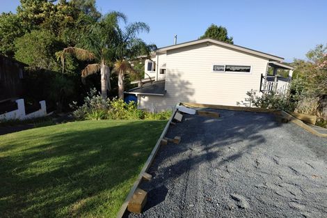 Photo of property in 12 Robin Lane, Browns Bay, Auckland, 0630