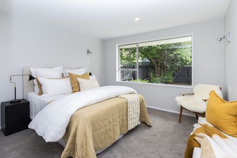 Photo of property in 2/21 Quinns Road, Shirley, Christchurch, 8013