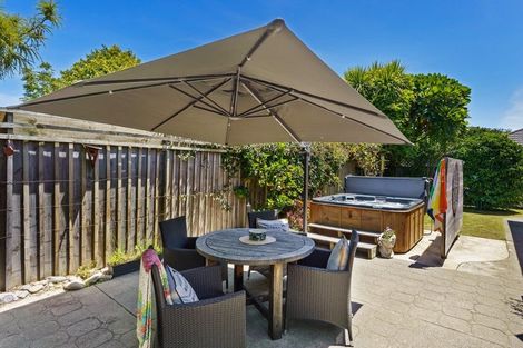 Photo of property in 308a Te Moana Road, Waikanae, 5036
