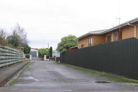 Photo of property in 28 Peppertree Glade, Kelvin Grove, Palmerston North, 4414