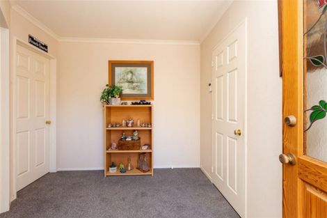 Photo of property in 13 Aloma Way, Glenview, Hamilton, 3206