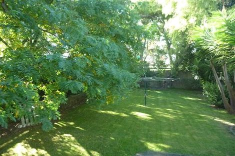 Photo of property in 12 Cardiff Road, Pakuranga, Auckland, 2010