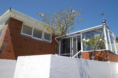 Photo of property in 12 Kowhai Grove, Raumati Beach, Paraparaumu, 5032