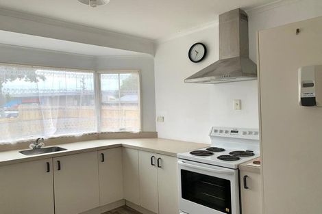 Photo of property in 1 Menary Street, Papakura, 2110