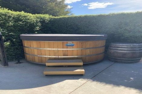 Photo of property in 25 Gunn Road, Albert Town, Wanaka, 9305