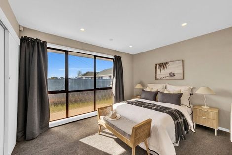 Photo of property in 12 Esk Place, Aranui, Christchurch, 8061