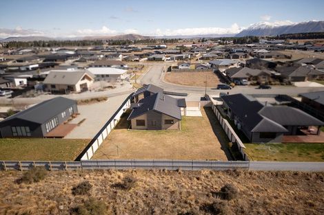 Photo of property in 15 Greenfield Place, Twizel, 7901