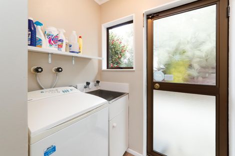 Photo of property in 59 Raglan Avenue, Cloverlea, Palmerston North, 4412