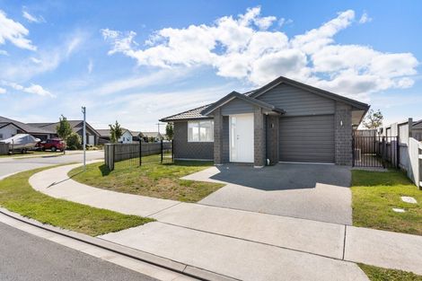 Photo of property in 10 Dunkeld Drive, Papamoa, 3118