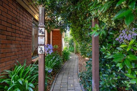 Photo of property in 22 Chesterfield Place, Rototuna, Hamilton, 3210