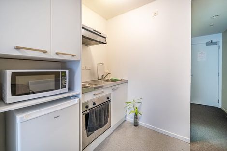 Photo of property in Orange Apartments/victoria Centr, 307/169 The Terrace, Wellington Central, Wellington, 6011