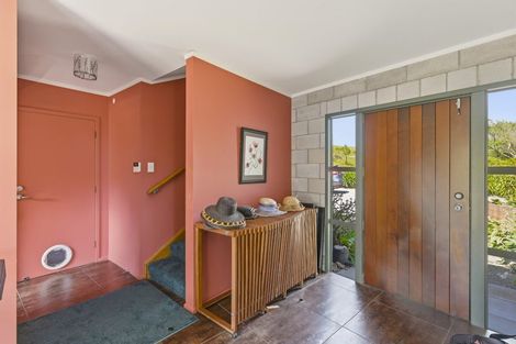 Photo of property in 171 Paetawa Road, Peka Peka, Waikanae, 5391