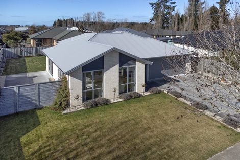 Photo of property in 6 Taniwha Street, Pegasus, 7612