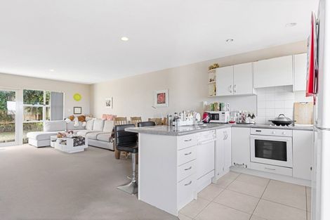 Photo of property in 3/57 Gladstone Road, Northcote, Auckland, 0627