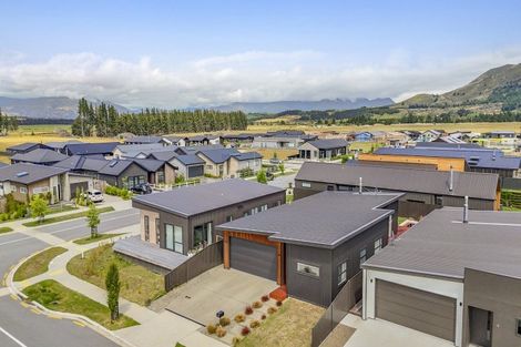 Photo of property in 30 Dunn Street, Lake Hawea, 9382