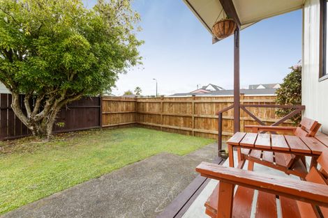 Photo of property in 59 Raglan Avenue, Cloverlea, Palmerston North, 4412