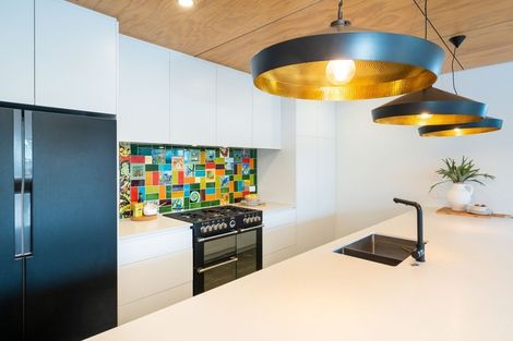 Photo of property in 52 Charles Street, Westshore, Napier, 4110